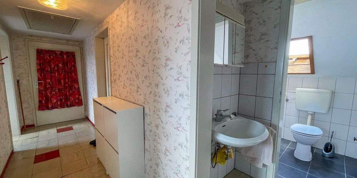 Etagenwohnung Denkendorf - 4 Zimmer, 97 m&sup2;, 368.000&euro; | Angebot:25815885