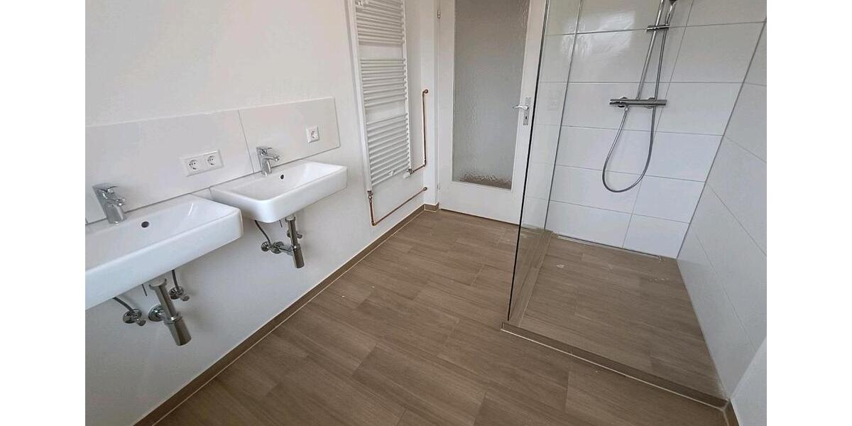 Etagenwohnung Lichtenstein - 1.5 Zimmer, 135 m&sup2;, 1.510&euro; | Angebot:25634559