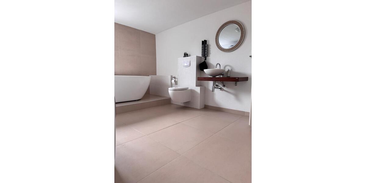 Einfamilienhaus Burladingen - 9 Zimmer, 282 m&sup2;, 648.000&euro; | Angebot:27244489