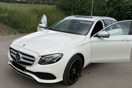 Mercedes-Benz E 220 196.500 km 21.800 &euro; Burladingen 72393