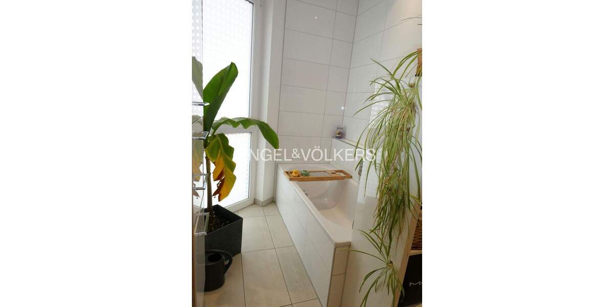 Etagenwohnung Tübingen Innenstadt - 4 Zimmer, 106 m&sup2;, 745.000&euro; | Angebot:25775017