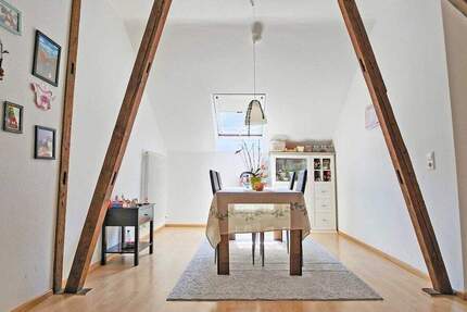 Wohnung Stuttgart Bad Cannstatt - 3 Zimmer, 96 m&sup2;, 398.000&euro; | Angebot:25780885