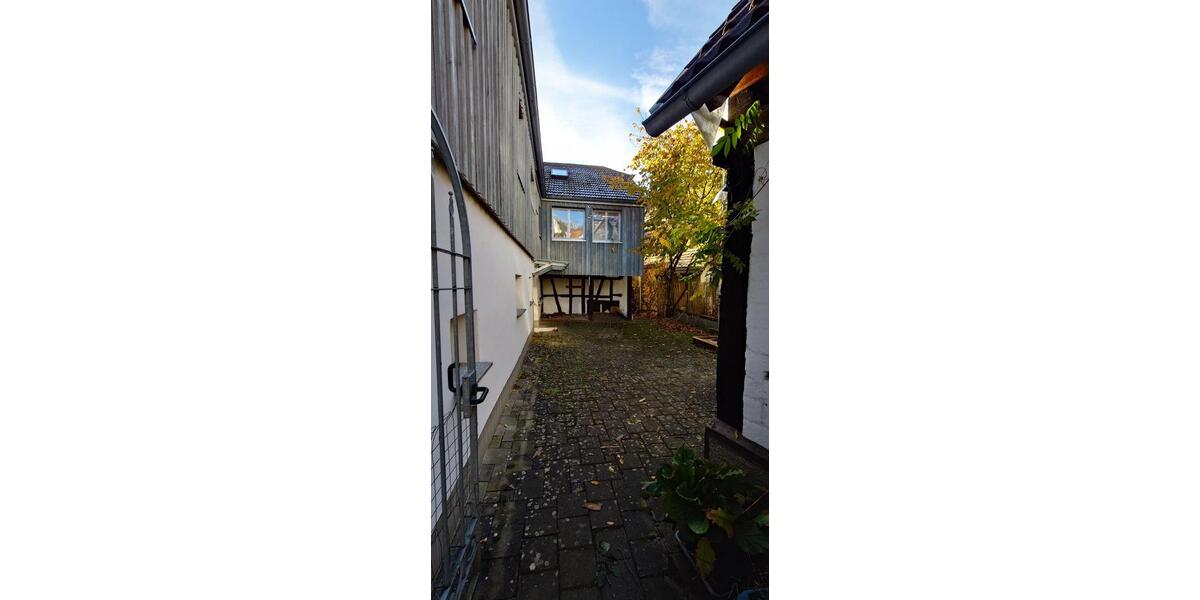 Bauernhaus, Landhaus Gomaringen - 8 Zimmer, 263 m&sup2;, 790.000&euro; | Angebot:25612412