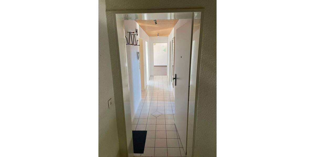 Etagenwohnung Reutlingen Ringelbach - 3 Zimmer, 70 m&sup2;, 280.000&euro; | Angebot:25657615