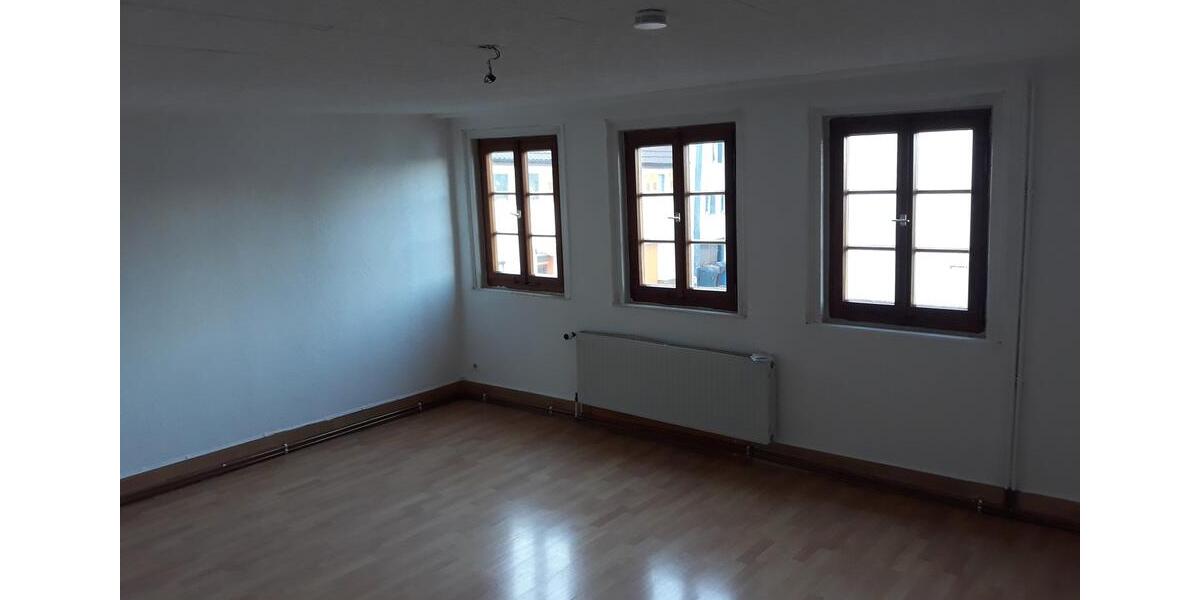 Etagenwohnung Hechingen - 5 Zimmer, 105 m&sup2;, 600&euro; | Angebot:25407831