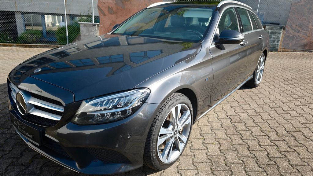 Mercedes-Benz C 300 139.900 km 22.490 &euro; Nufringen 71154