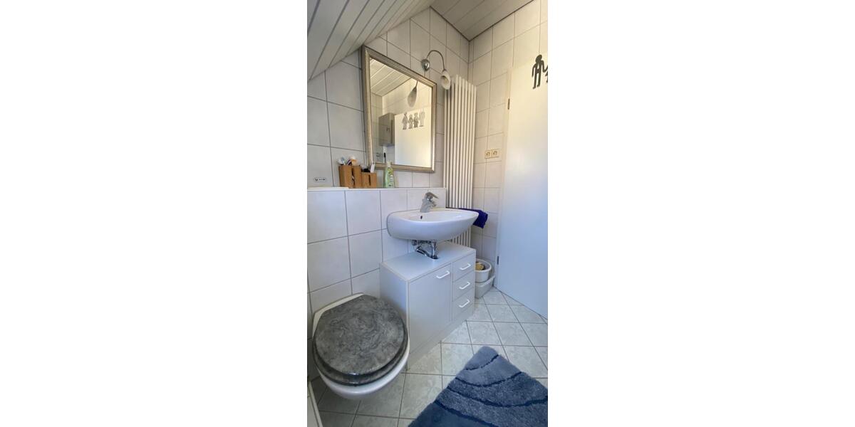 Dachgeschoßwohnung Stuttgart Stuttgart-West - 3.5 Zimmer, 65 m&sup2;, 249.000&euro; | Angebot:27163089