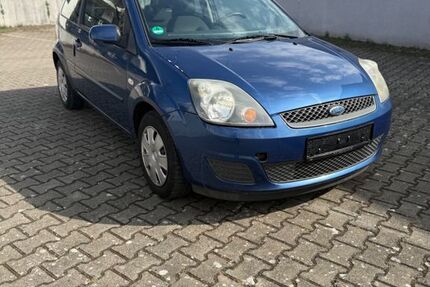 Ford Fiesta 128.700 km 2.399 &euro; Horb 72160