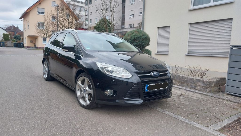 Ford Focus 223.000 km 4.299 &euro; Eningen 72800