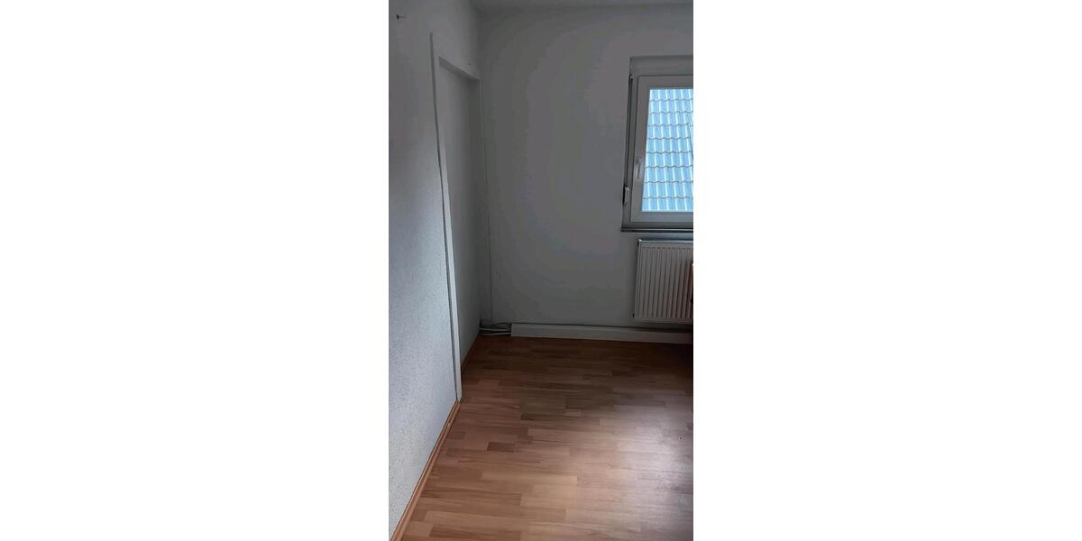 Etagenwohnung Böblingen Dagersheim - 5 Zimmer, 108 m&sup2;, 1.450&euro; | Angebot:25298770
