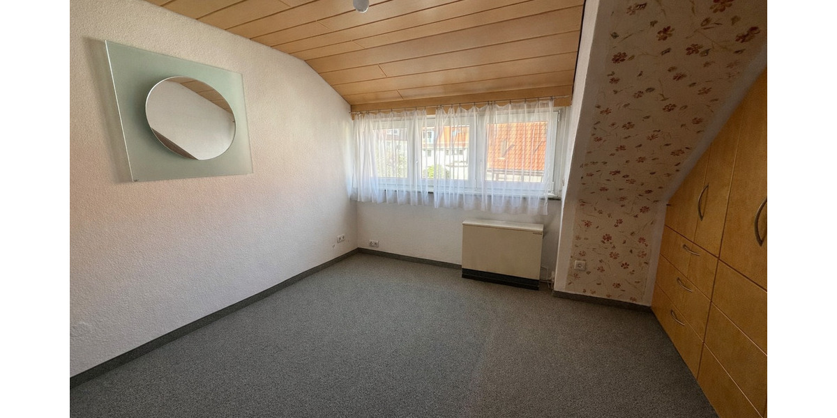 Mehrfamilienhaus, Wohnhaus Stuttgart Degerloch - 8 Zimmer, 181 m&sup2;, 778.000&euro; | Angebot:25836698