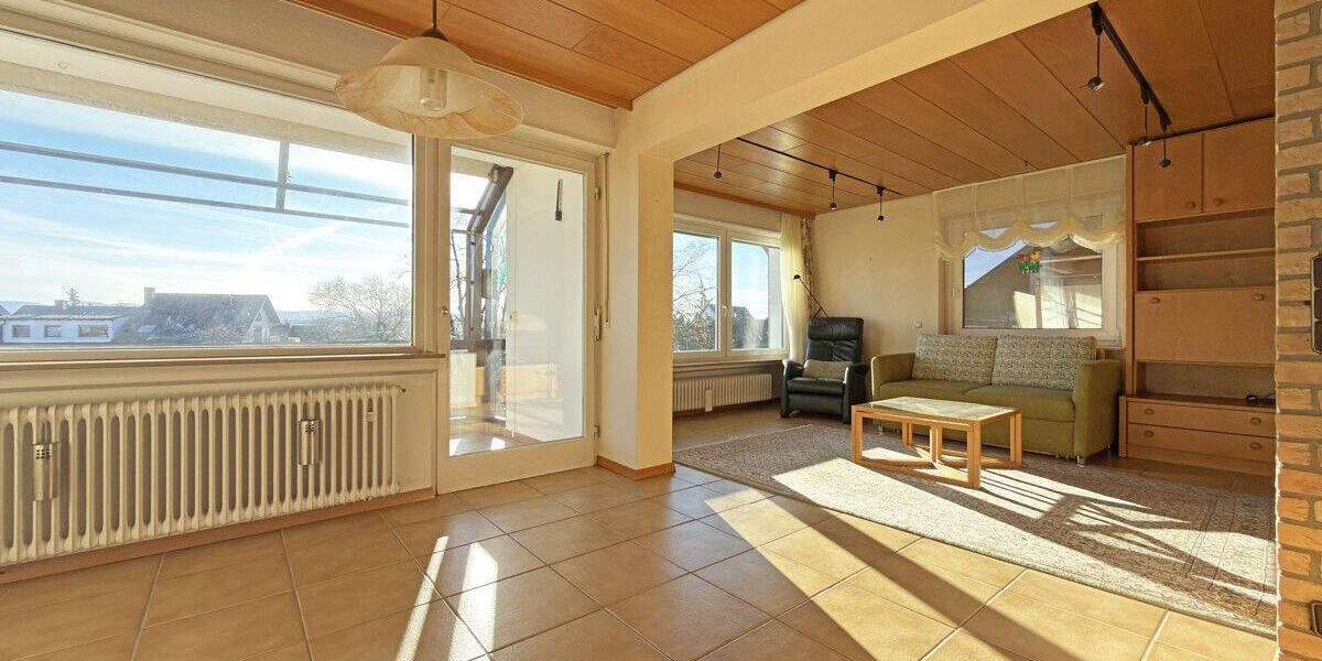 Mehrfamilienhaus, Wohnhaus Pliezhausen - 9 Zimmer, 217 m&sup2;, 658.000&euro; | Angebot:25746925