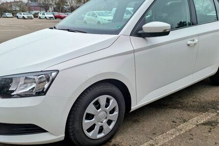 Skoda Fabia 87.000 km 7.400 &euro; Reutlingen 72764