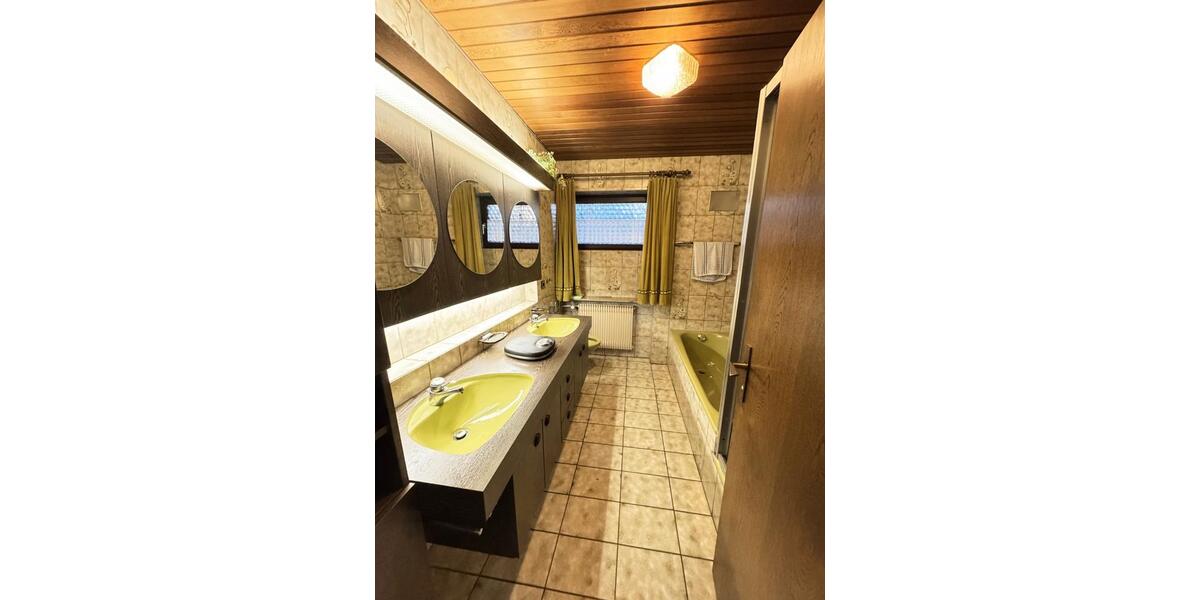 Einfamilienhaus Horb am Neckar - 7.5 Zimmer, 200 m&sup2;, 449.000&euro; | Angebot:26022781