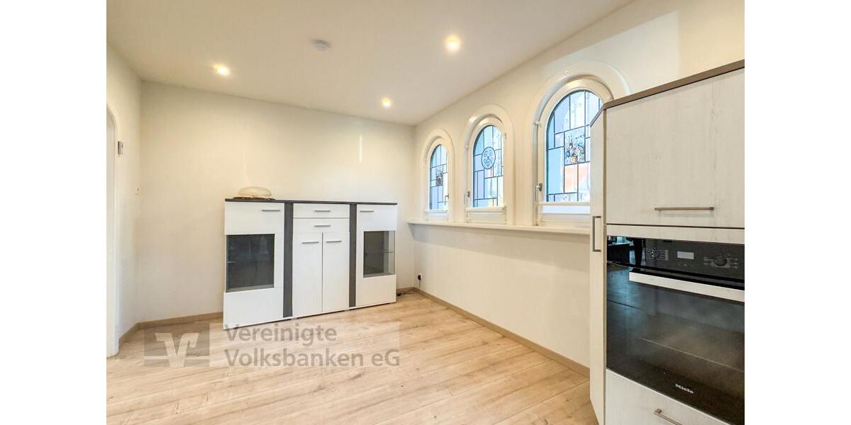 Erdgeschoßwohnung Sindelfingen Eichholz - 3.5 Zimmer, 142 m&sup2;, 2.280&euro; | Angebot:24878024