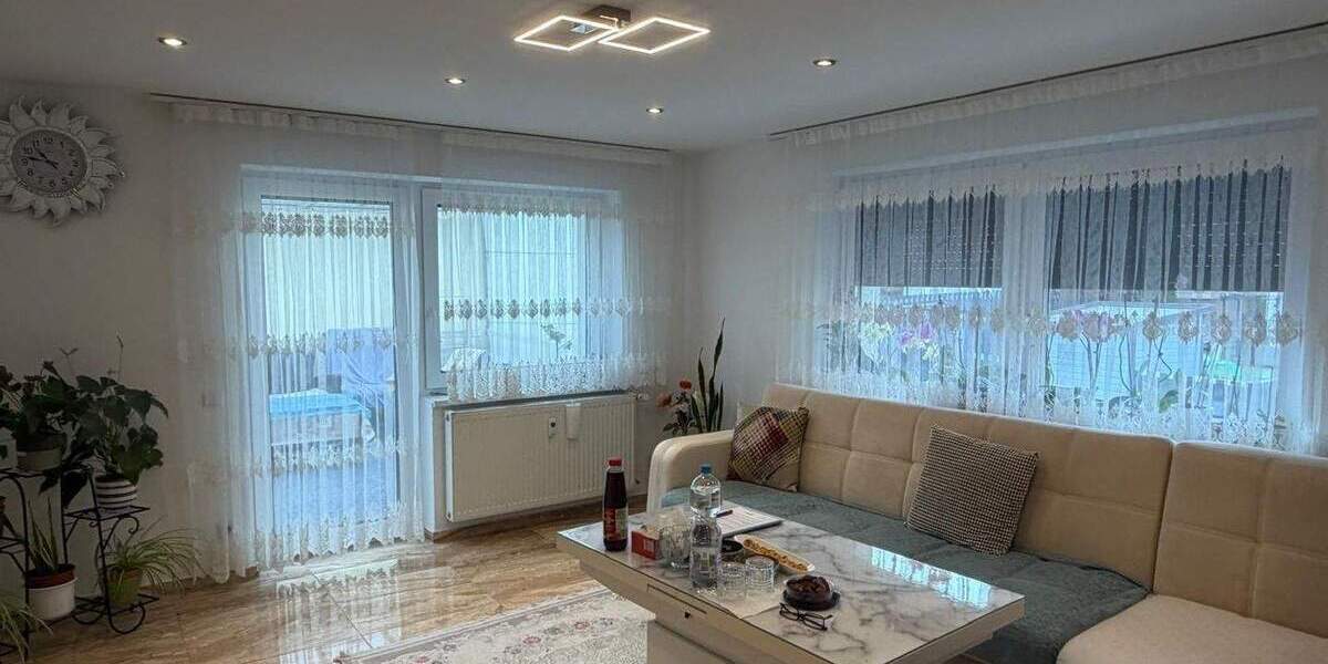 Mehrfamilienhaus, Wohnhaus Althengstett - 8 Zimmer, 180 m&sup2;, 595.999&euro; | Angebot:25737016