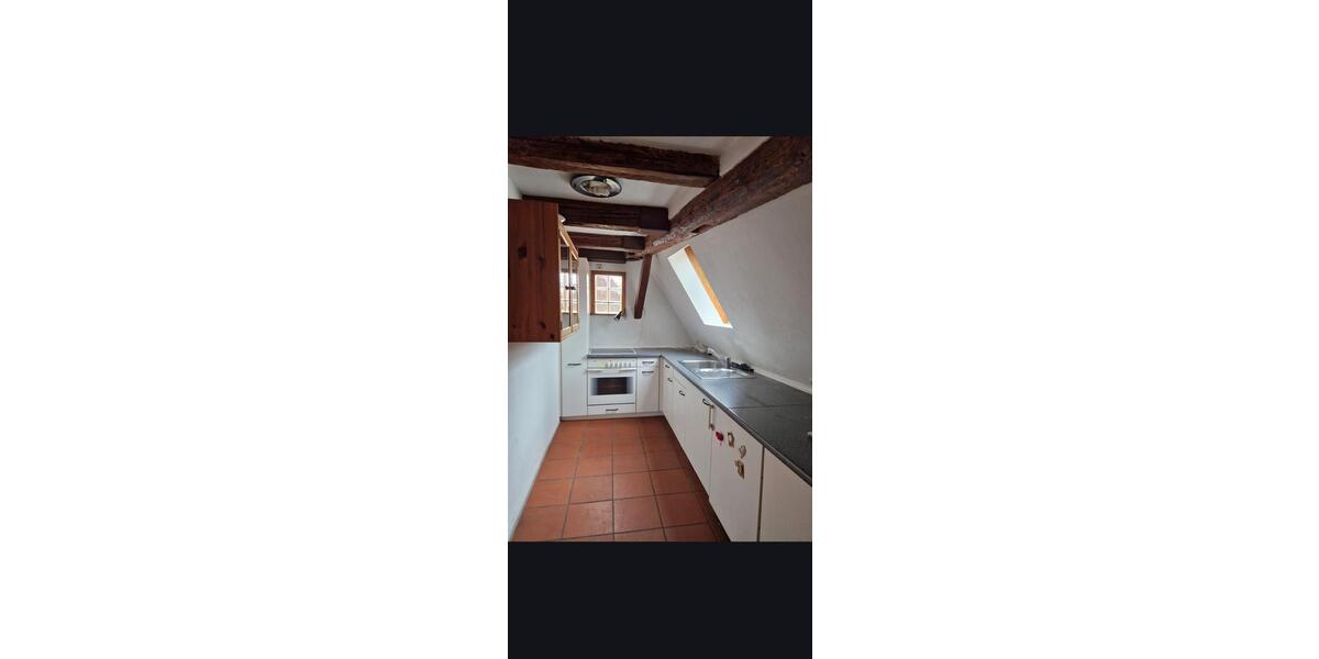 Dachgeschoßwohnung Reutlingen - 2.5 Zimmer, 75 m&sup2;, 970&euro; | Angebot:25442238