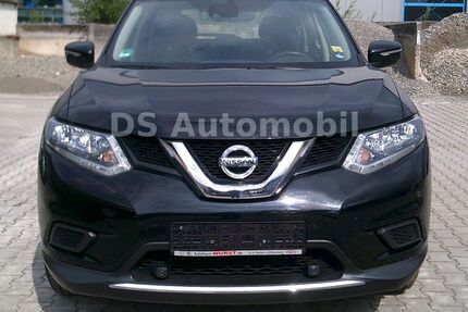 Nissan X-Trail 193.550 km 7.950 &euro; Holzgerlingen 71088