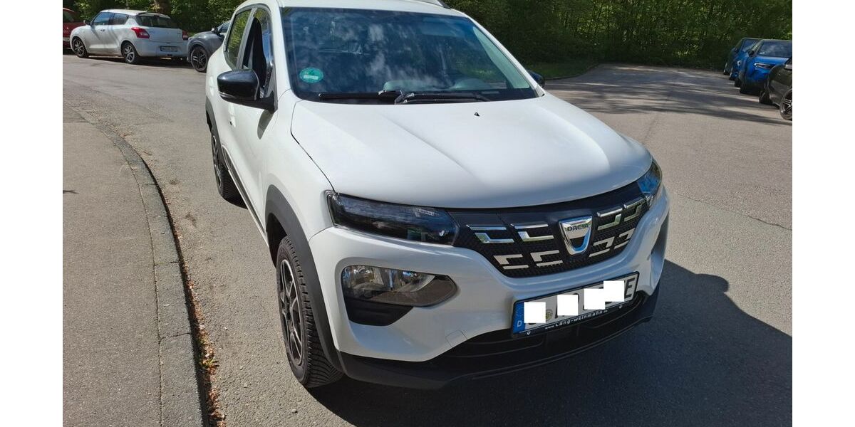 Dacia Spring 30.493 km 9.690 &euro; Stuttgart 70569