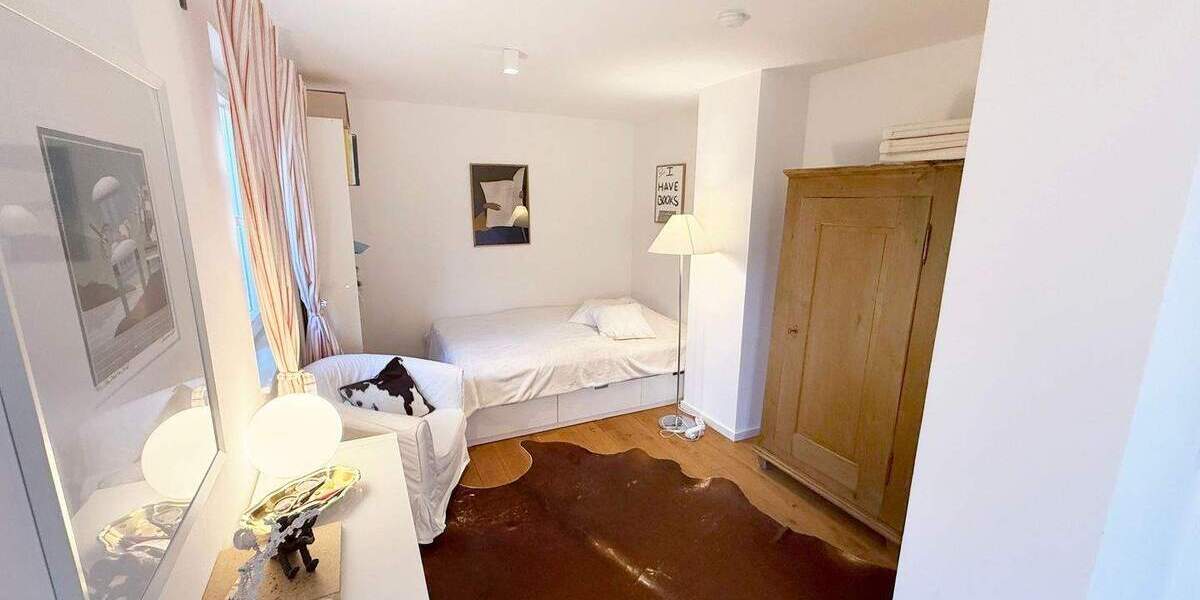 Einfamilienhaus Stuttgart Sillenbuch - 6 Zimmer, 201 m&sup2;, 5.200&euro; | Angebot:25704695