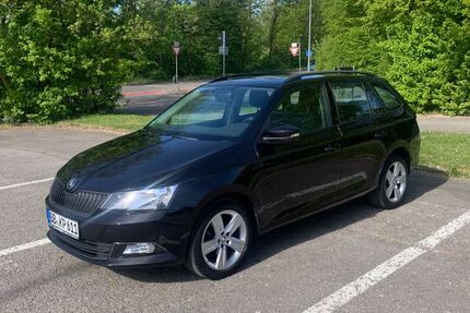 Skoda Fabia 105.000 km 8.690 &euro; Holzgerlingen 71088