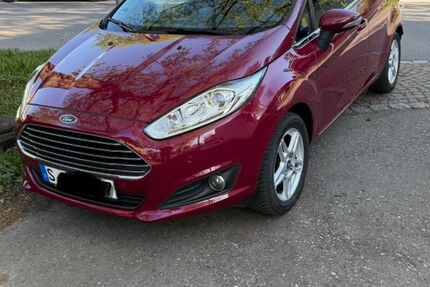 Ford Fiesta 146.000 km 3.950 &euro; Stuttgart 70329