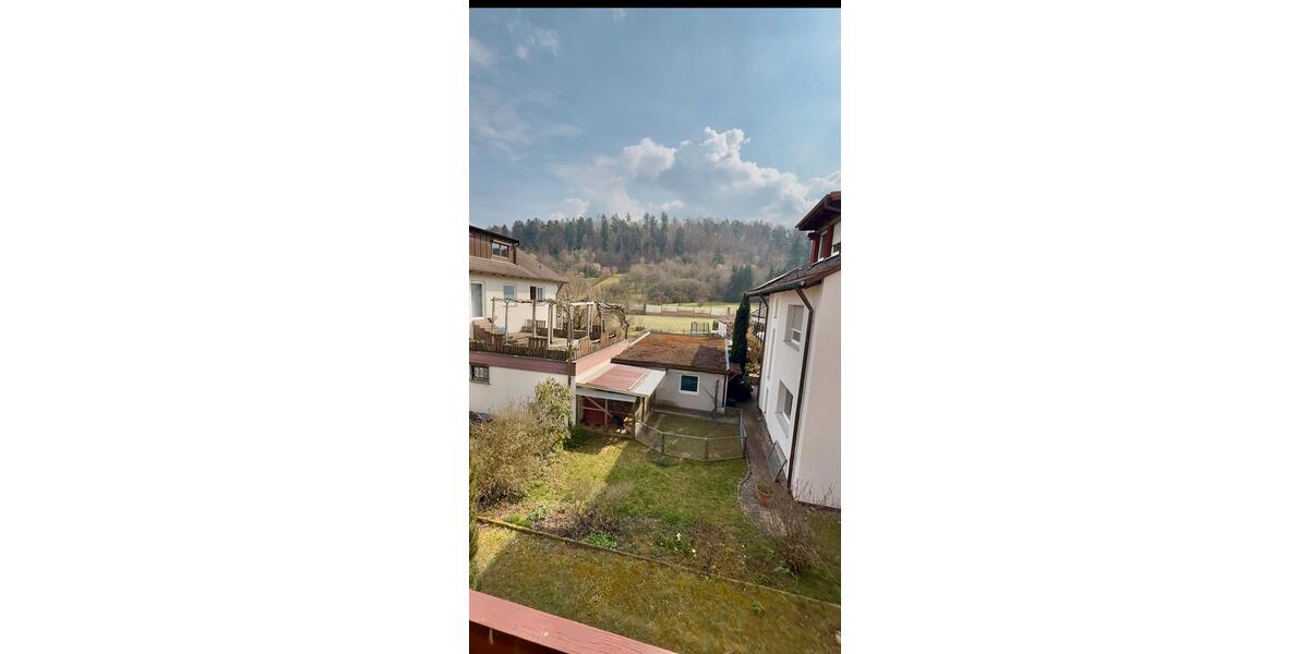 Etagenwohnung Nufringen - 3.5 Zimmer, 102 m&sup2;, 1.350&euro; | Angebot:25928788