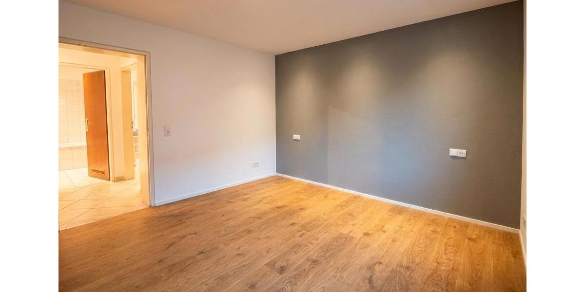 Hochparterre Reutlingen Reutlingen-Betzingen - 3 Zimmer, 65 m&sup2;, 250.000&euro; | Angebot:27289700