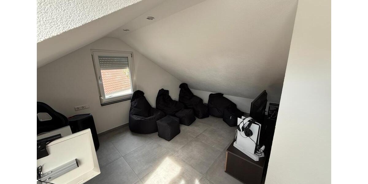 Reihenhaus Reutlingen Sondelfingen - 5.5 Zimmer, 145 m&sup2;, 515.000&euro; | Angebot:26143388