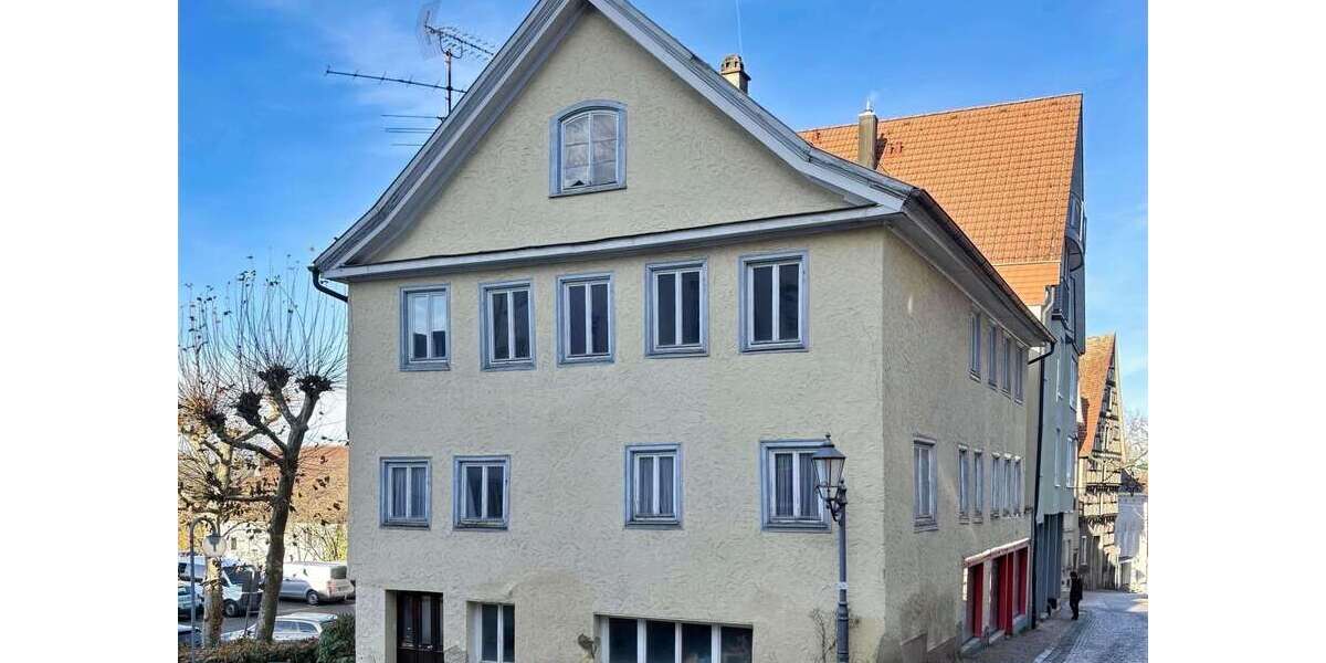 Einfamilienhaus Hechingen - 8 Zimmer, 156 m&sup2;, 90.000&euro; | Angebot:24218807