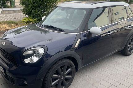 Mini Countryman S (Cooper) 109.500 km 11.750 &euro; Sindelfingen 71065