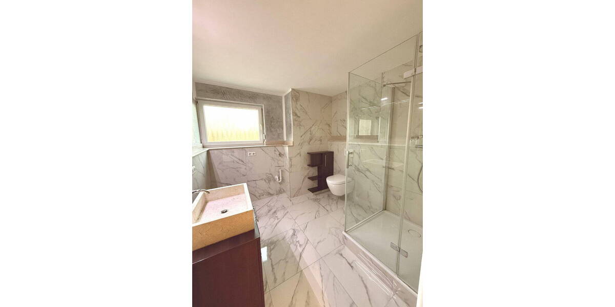 Etagenwohnung Gomaringen - 3 Zimmer, 75 m&sup2;, 279.000&euro; | Angebot:25780509