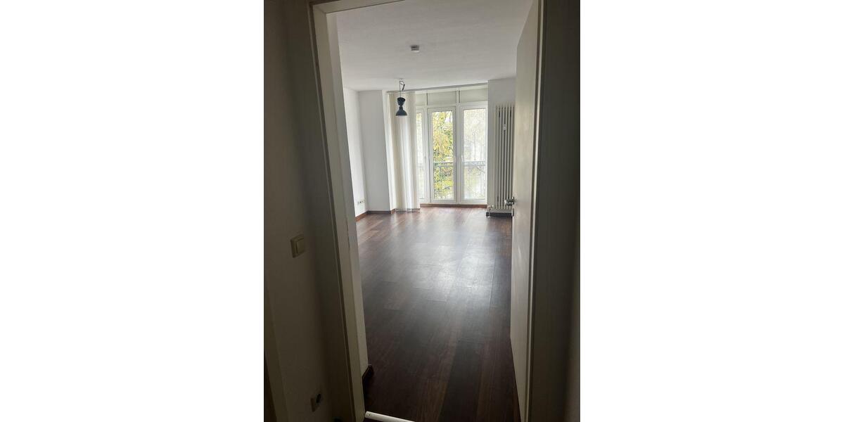 Etagenwohnung Stuttgart Stuttgart-Süd - 2 Zimmer, 35 m&sup2;, 830&euro; | Angebot:26446596