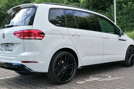 VW Touran 56.000 km 29.500 &euro; Frickenhausen 72636