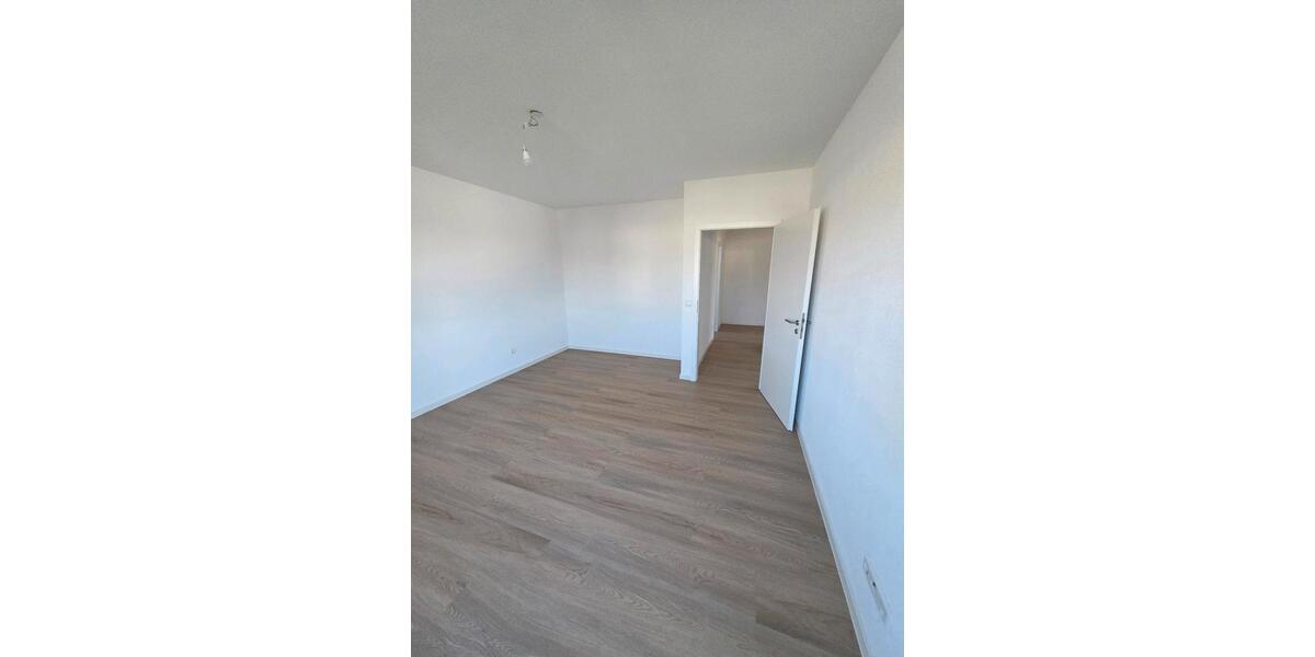 Etagenwohnung Nagold - 4.5 Zimmer, 145 m&sup2;, 1.330&euro; | Angebot:26032211