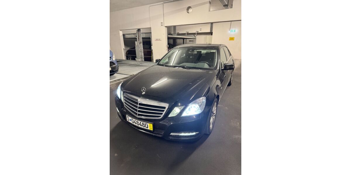 Mercedes-Benz E 200 31.900 km 14.000 &euro; Stuttgart 70469
