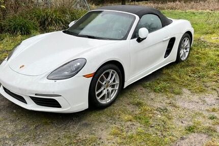 Porsche Boxster 25.000 km 34.400 &euro; Tubingen 72074