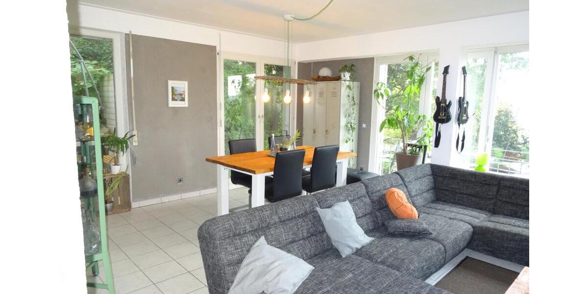 Etagenwohnung Stuttgart Lehen - 4 Zimmer, 116 m&sup2;, 1.780&euro; | Angebot:19016903