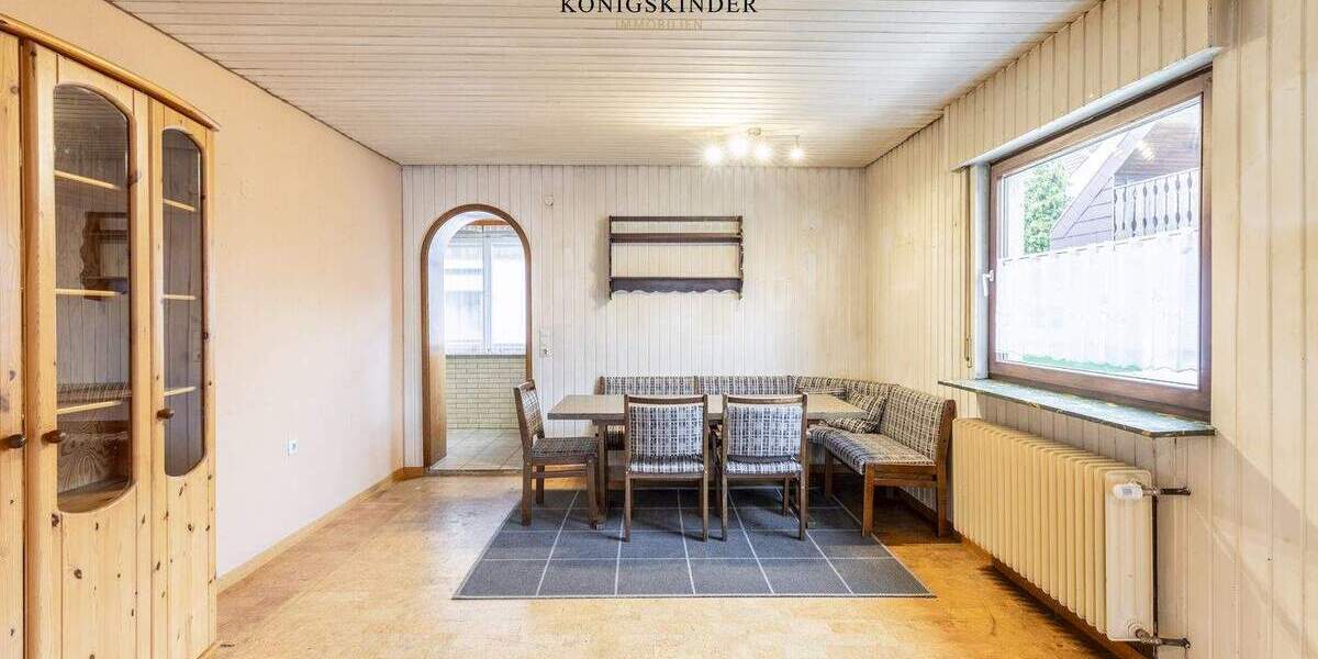 Mehrfamilienhaus, Wohnhaus Erkenbrechtsweiler - 9 Zimmer, 182 m&sup2;, 445.000&euro; | Angebot:25772704