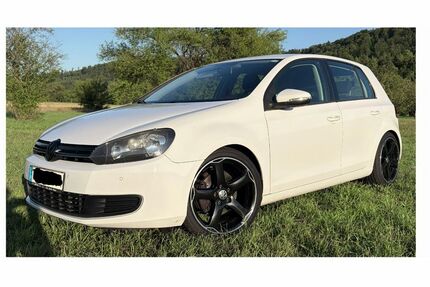 VW Golf 178.000 km 4.990 &euro; Starzach 72181