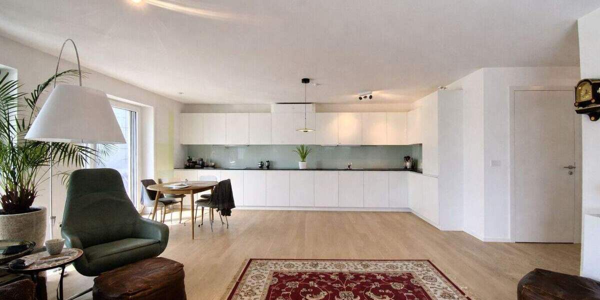 Etagenwohnung Stuttgart Stuttgart-West West - 3 Zimmer, 112 m&sup2;, 2.300&euro; | Angebot:25704186
