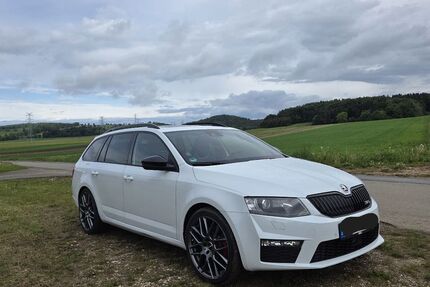 Skoda Octavia 183.500 km 12.900 &euro; St. Johann 72813
