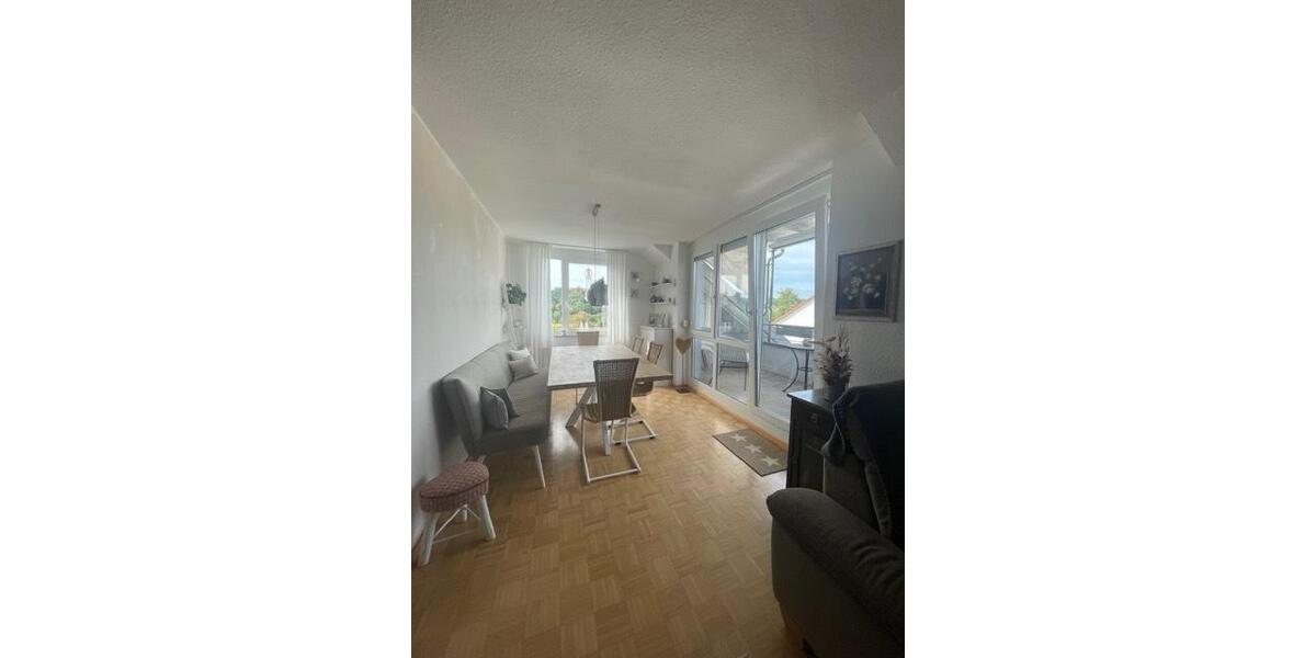 Dachgeschoßwohnung Renningen - 3.5 Zimmer, 75 m&sup2;, 375.000&euro; | Angebot:25644989