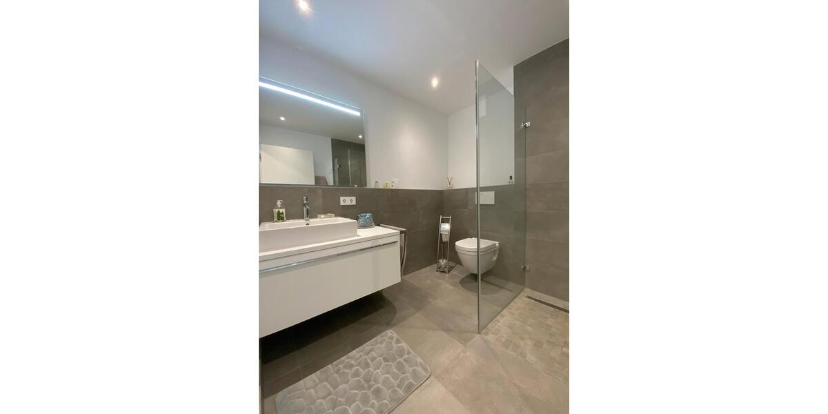 Etagenwohnung Stuttgart Stuttgart-West - 2 Zimmer, 58 m&sup2;, 1.390&euro; | Angebot:25322390