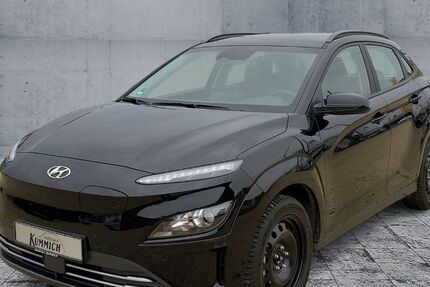Hyundai KONA 27.450 km 19.490 &euro; Filderstadt 70794