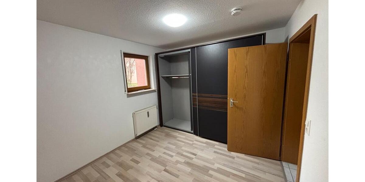 Etagenwohnung Weil Im Schönbuch - 2.5 Zimmer, 71 m&sup2;, 950&euro; | Angebot:25592550