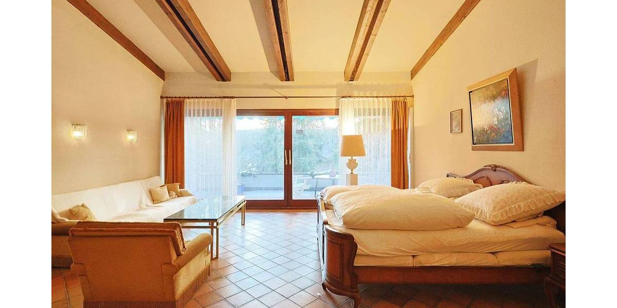 Einfamilienhaus Aidlingen Deufringen - 8 Zimmer, 317 m&sup2;, 750.000&euro; | Angebot:25682123