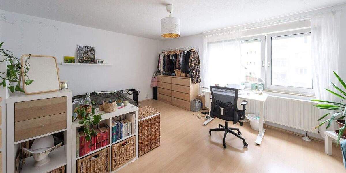 Etagenwohnung Stuttgart Mitte - 5 Zimmer, 115 m&sup2;, 495.000&euro; | Angebot:25657437