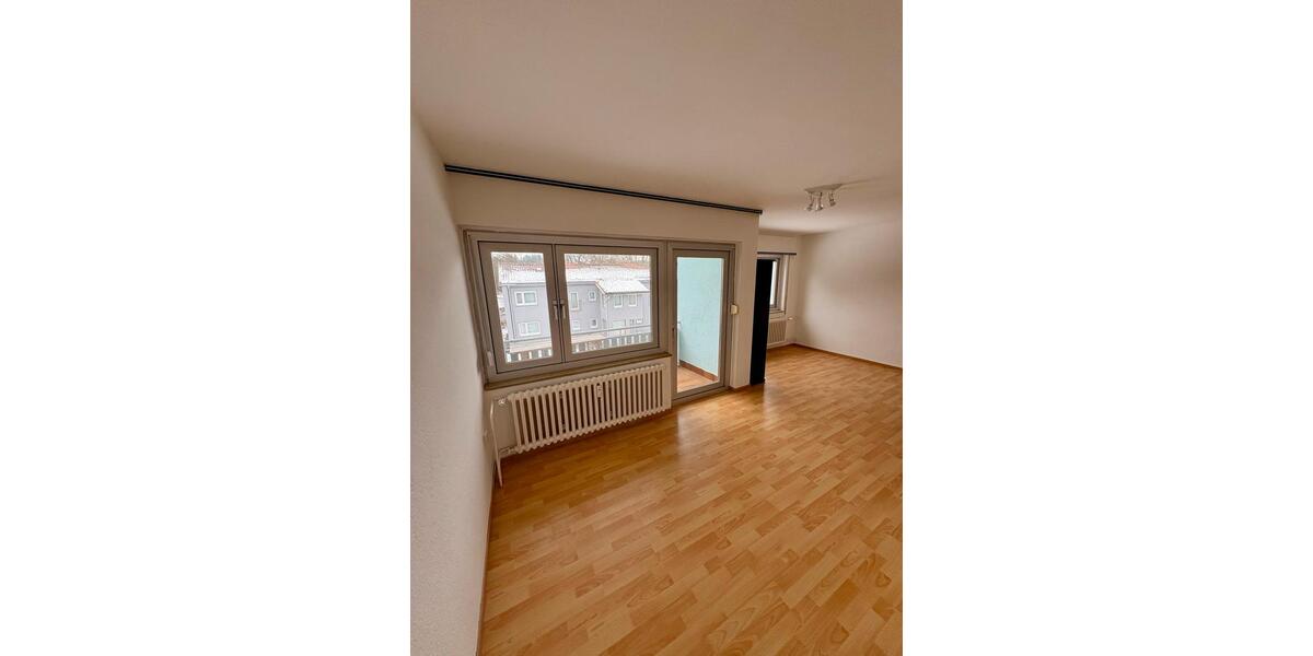 Etagenwohnung Engstingen - 3 Zimmer, 75 m&sup2;, 700&euro; | Angebot:25841298