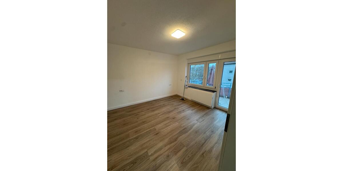 Etagenwohnung Stuttgart Vaihingen - 3 Zimmer, 70 m&sup2;, 1.055&euro; | Angebot:25757558